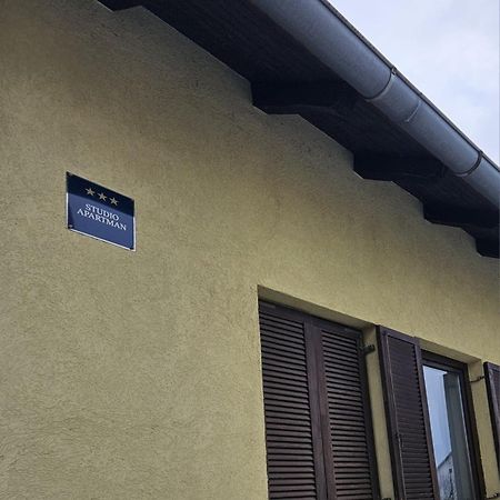 Studio Apartman Dora Ilok Exterior photo